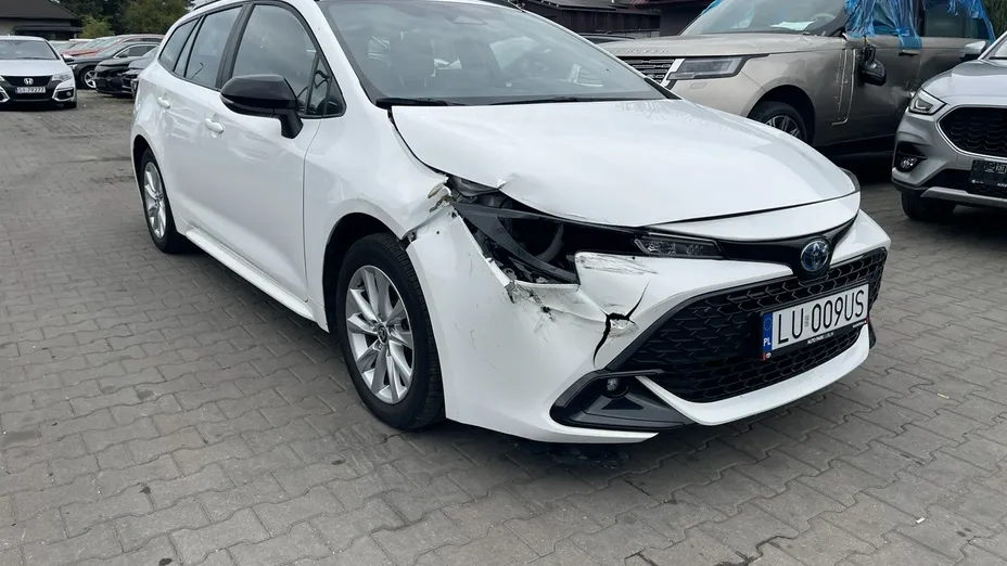 TOYOTA Corolla -
