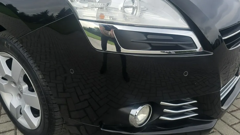 PEUGEOT 5008 -