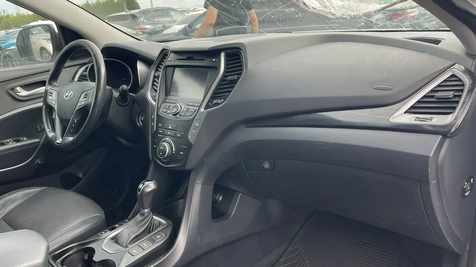 HYUNDAI Santa Fe -
