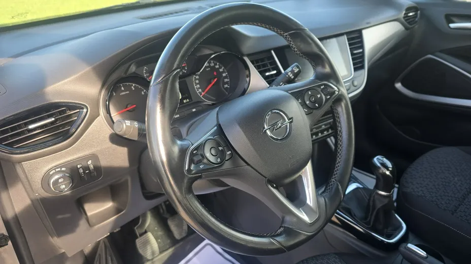 OPEL Crossland -