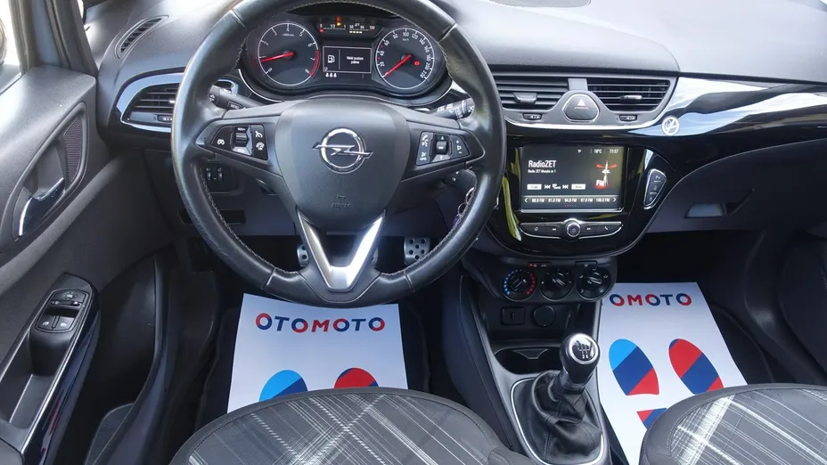OPEL Corsa -