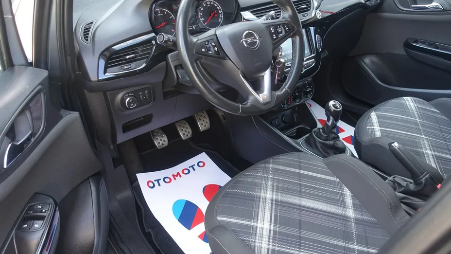 OPEL Corsa -