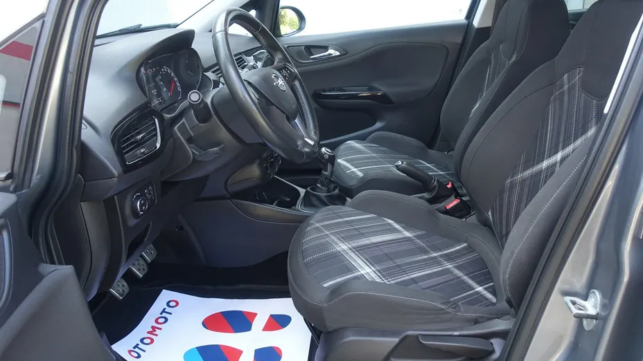 OPEL Corsa -
