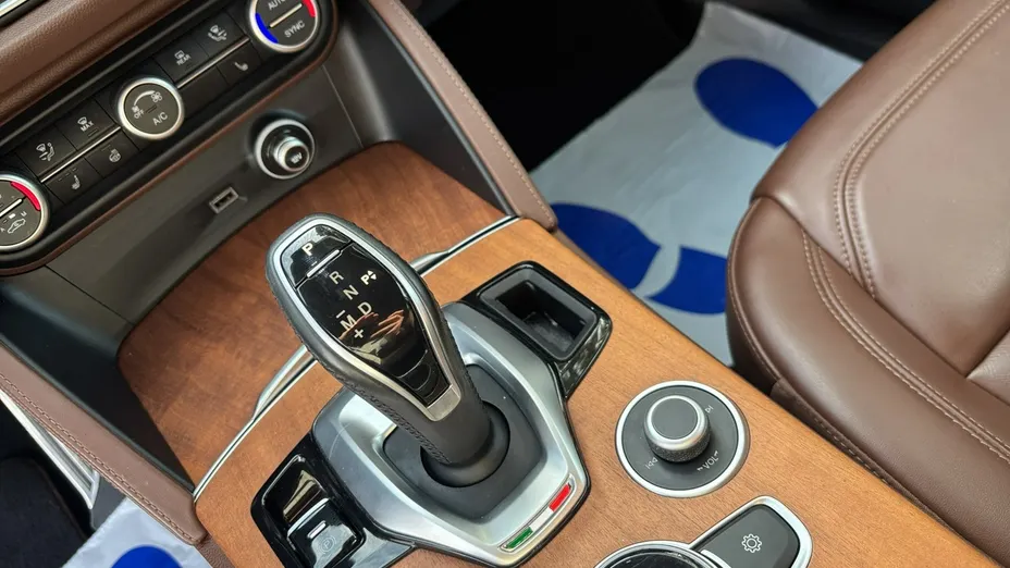 ALFA ROMEO Stelvio -