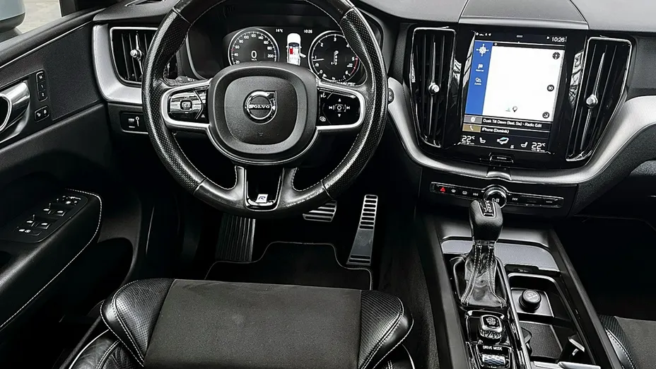 VOLVO XC60 -