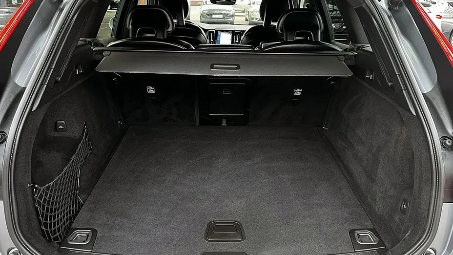 VOLVO XC60 -