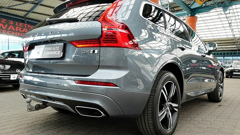 VOLVO XC60 -