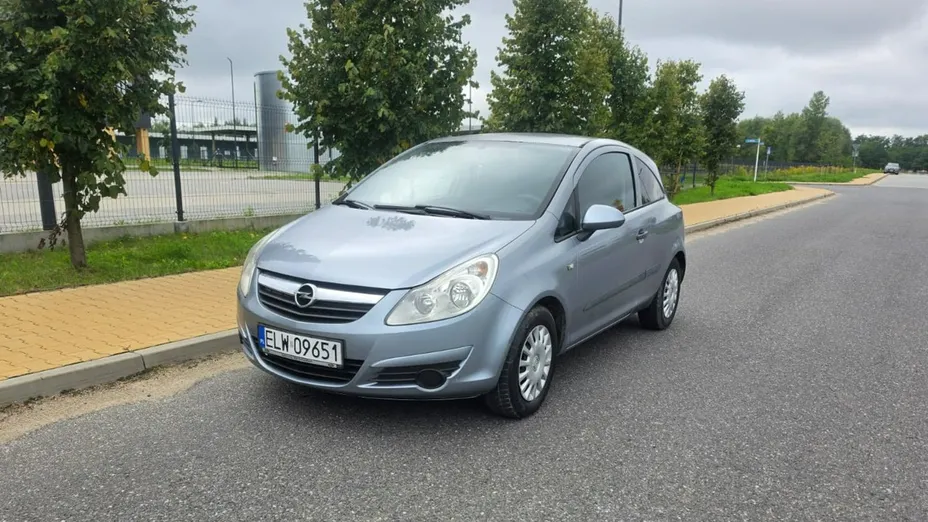 OPEL Corsa -