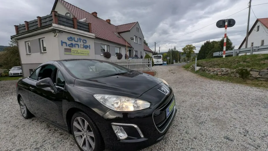 PEUGEOT 308 -