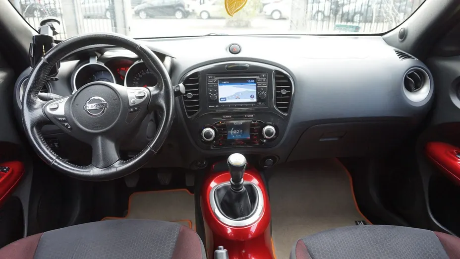 NISSAN Juke -