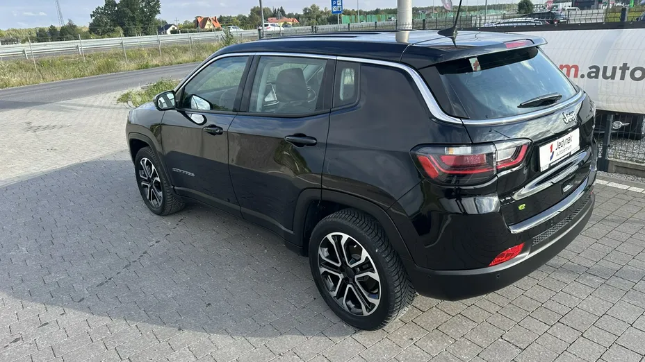 JEEP Compass -