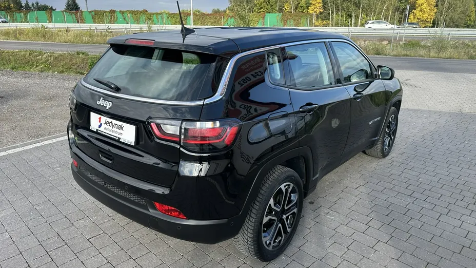 JEEP Compass -
