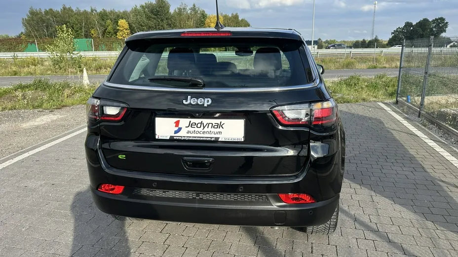JEEP Compass -