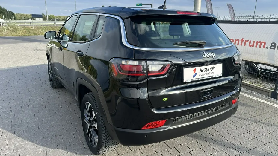 JEEP Compass -