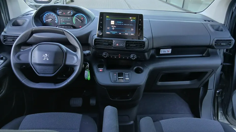 PEUGEOT Partner -