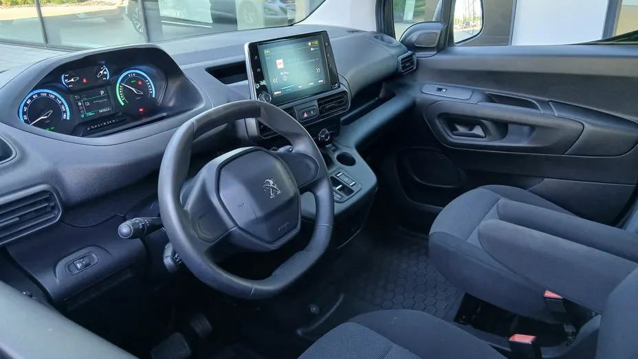 PEUGEOT Partner -