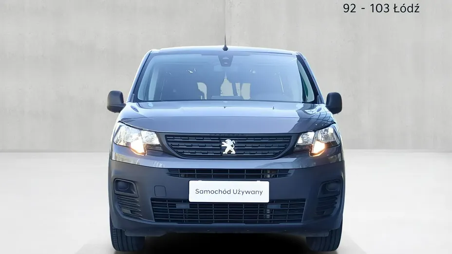PEUGEOT Partner -