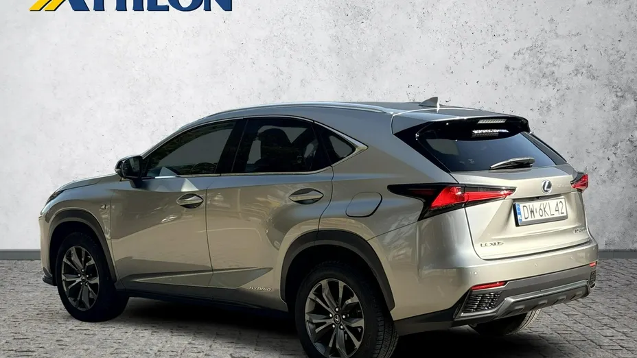 LEXUS NX -