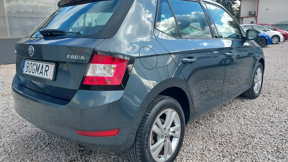 SKODA Fabia -