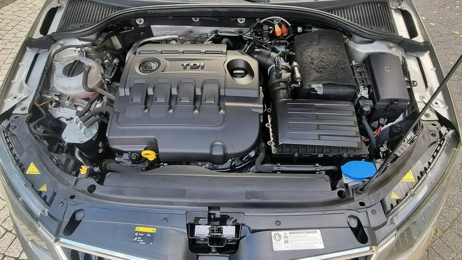 SKODA Octavia -