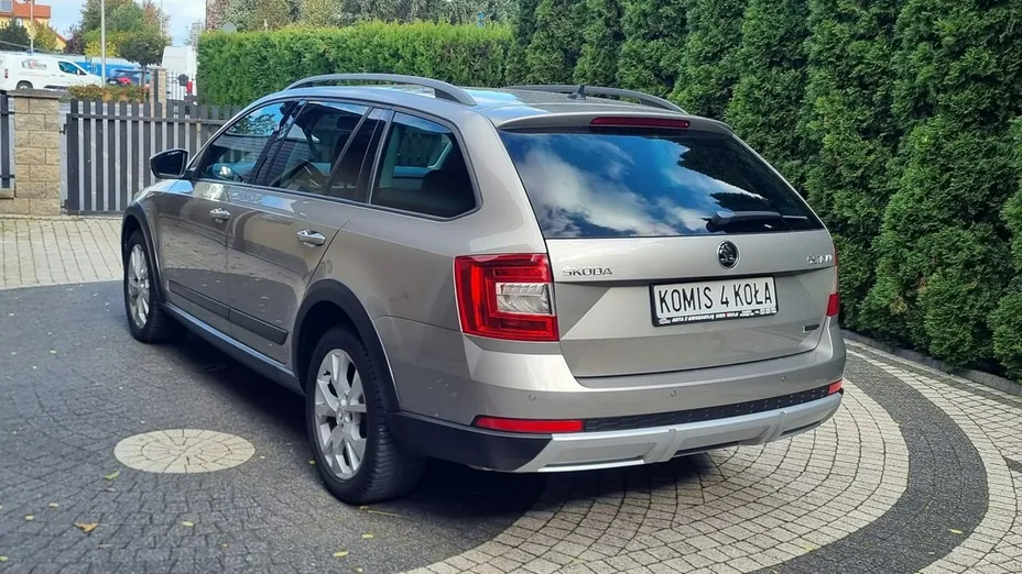 SKODA Octavia -