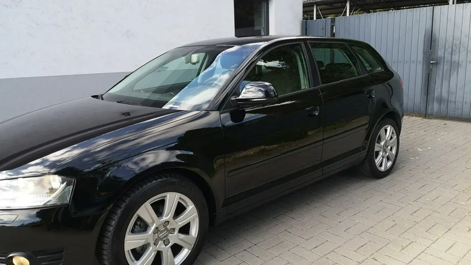 AUDI A3 Sportback -