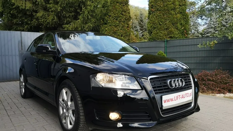 AUDI A3 Sportback -