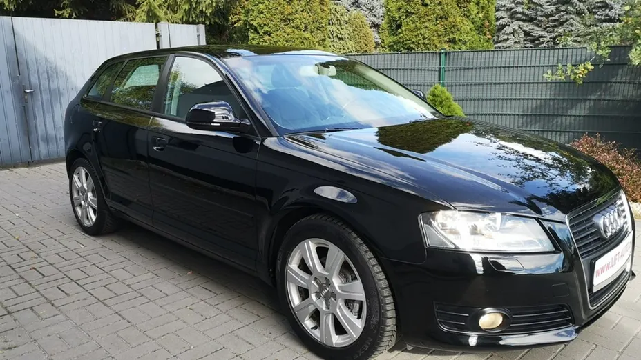 AUDI A3 Sportback -