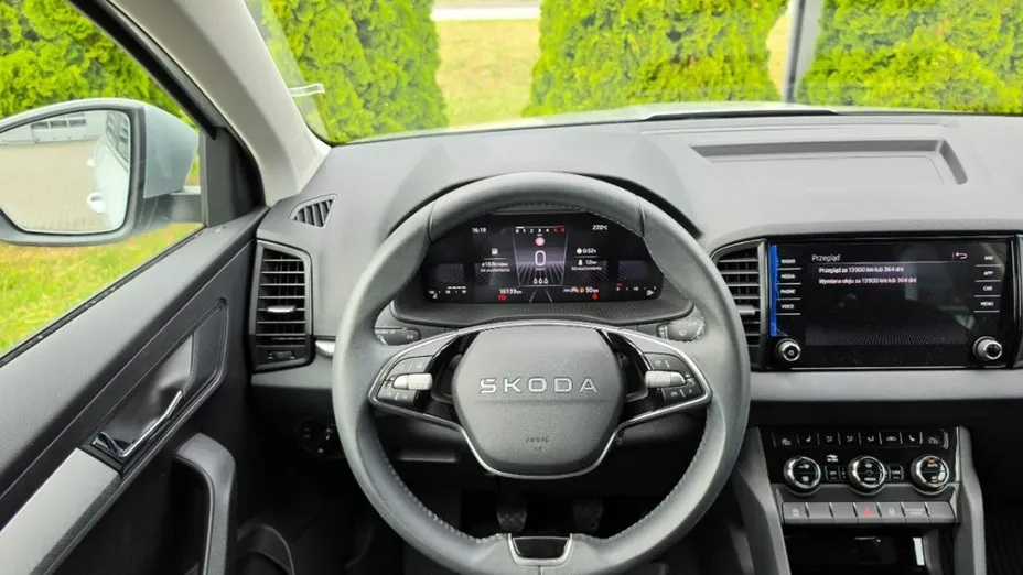SKODA Karoq -