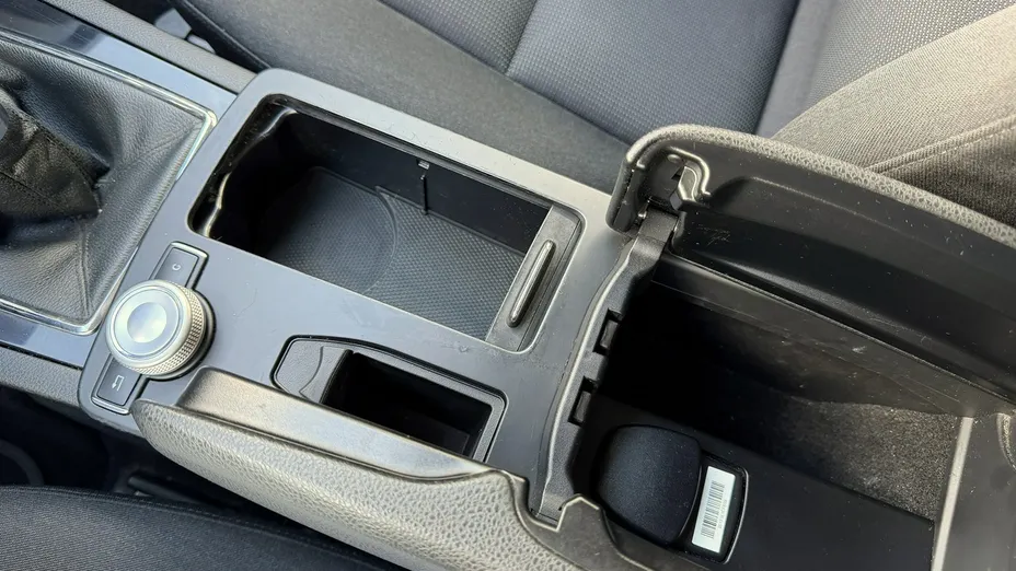 MERCEDES-BENZ C Klasa -