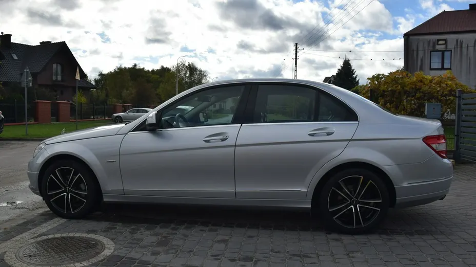 MERCEDES-BENZ C Klasa -