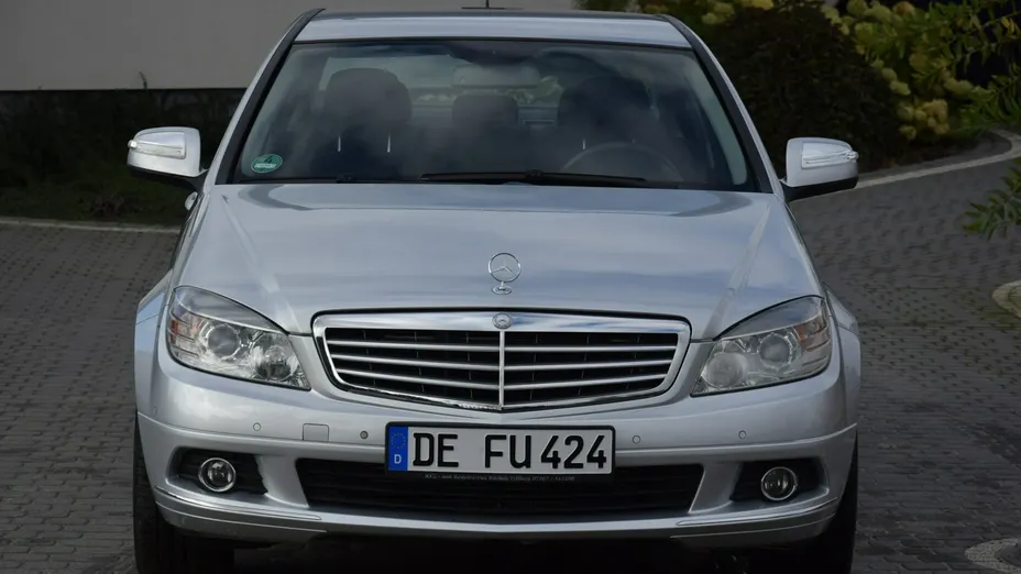 MERCEDES-BENZ C Klasa -