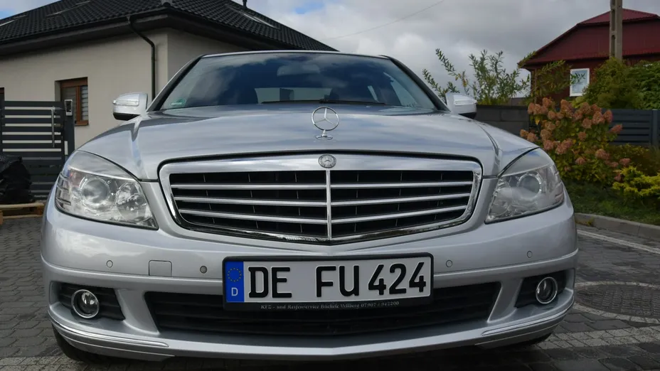 MERCEDES-BENZ C Klasa -