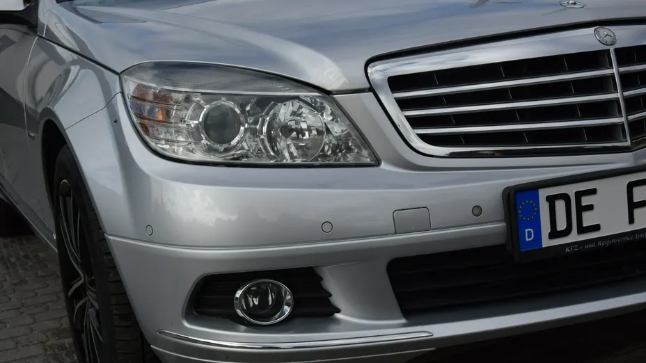 MERCEDES-BENZ C Klasa -