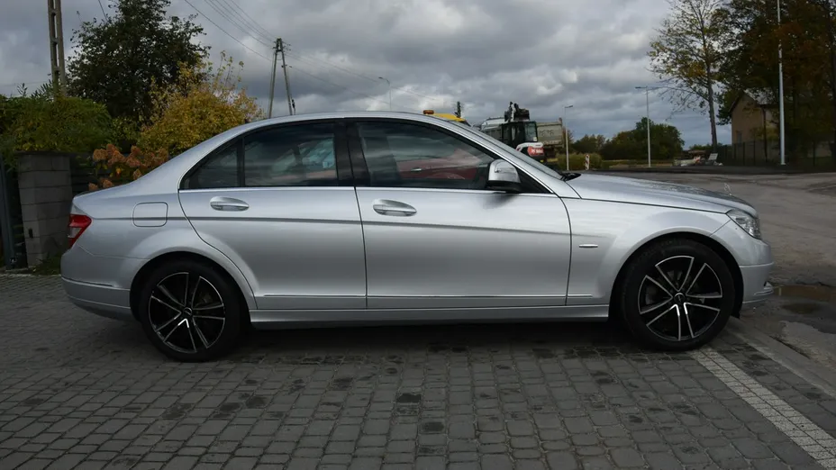 MERCEDES-BENZ C Klasa -