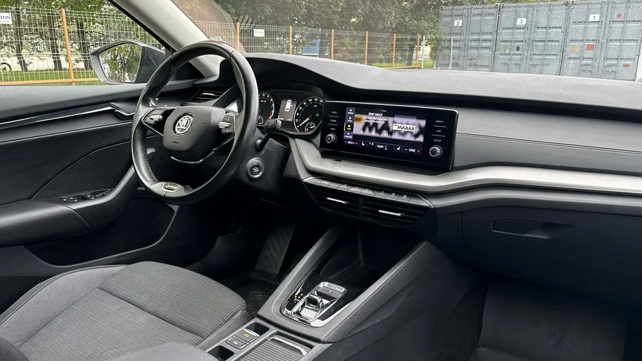 SKODA Octavia -