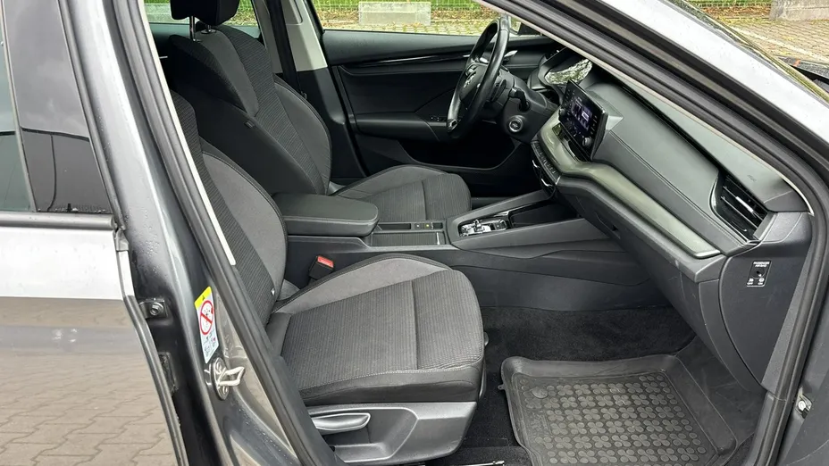 SKODA Octavia -