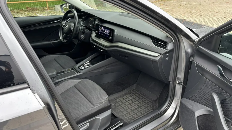 SKODA Octavia -