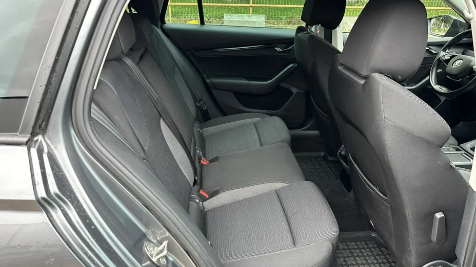 SKODA Octavia -