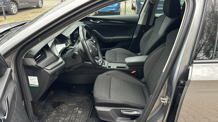 SKODA Octavia -