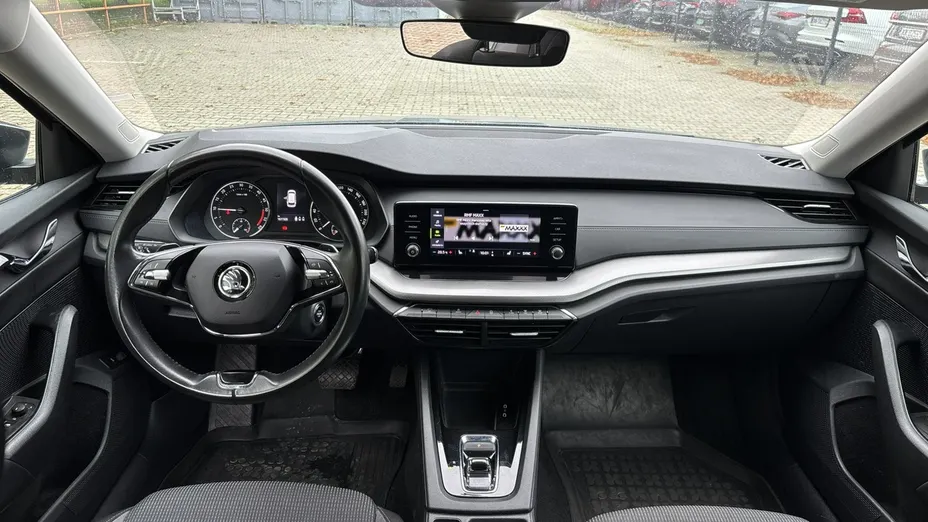 SKODA Octavia -