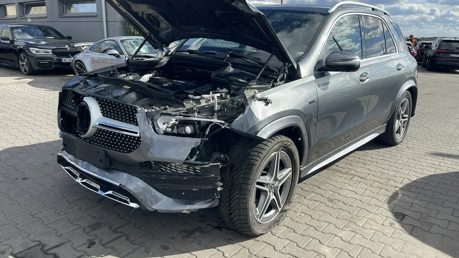 MERCEDES-BENZ GLE -