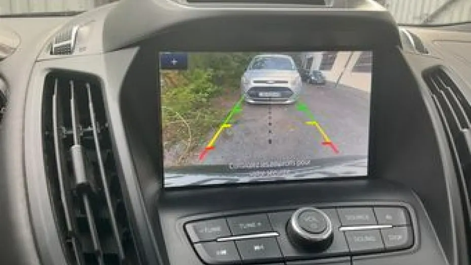 FORD Kuga -