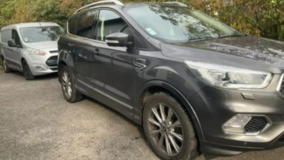 FORD Kuga -