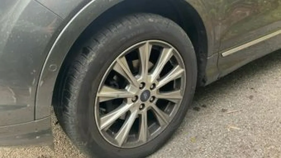 FORD Kuga -