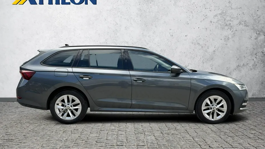 SKODA Octavia -