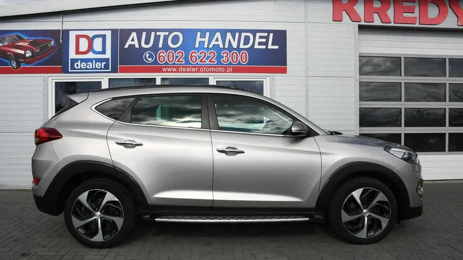 HYUNDAI Tucson -