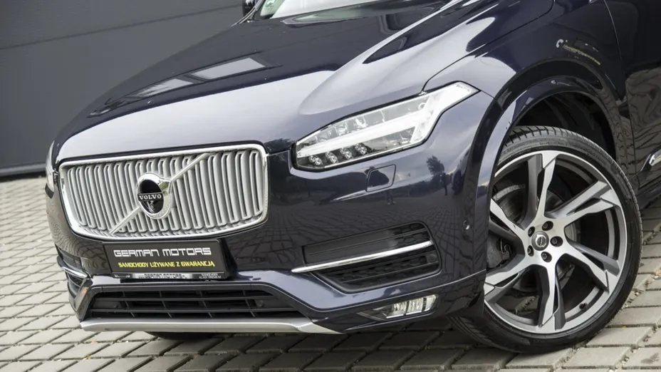 VOLVO XC90 -