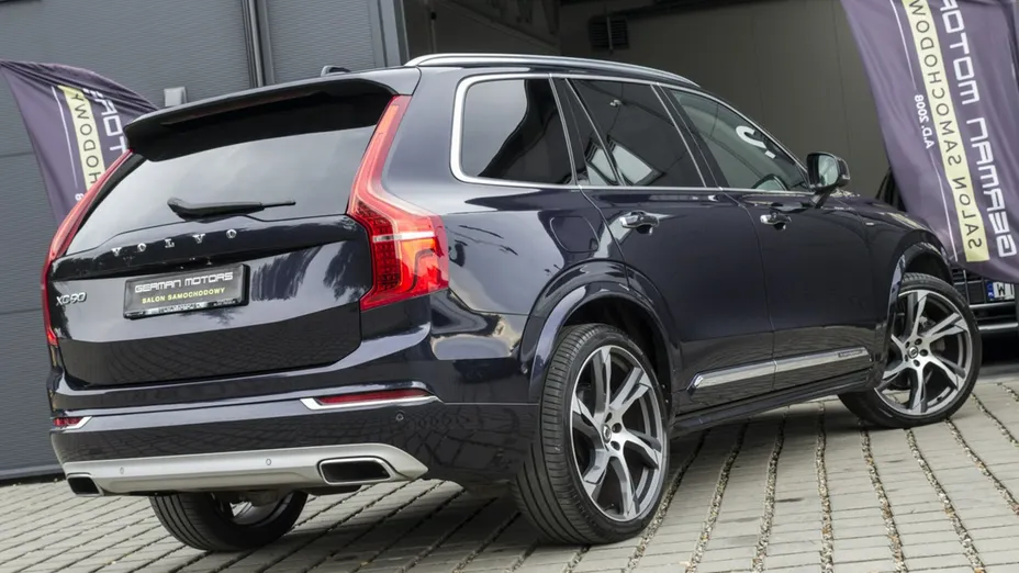 VOLVO XC90 -