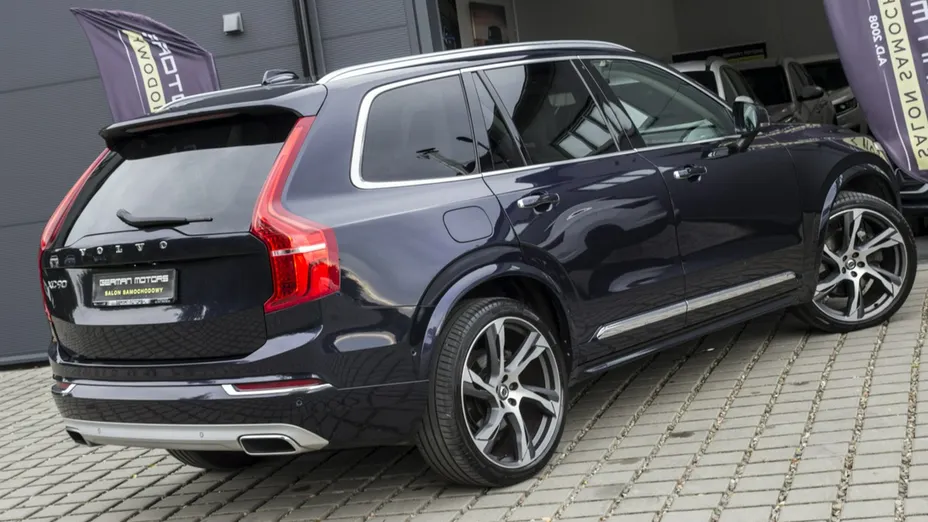 VOLVO XC90 -